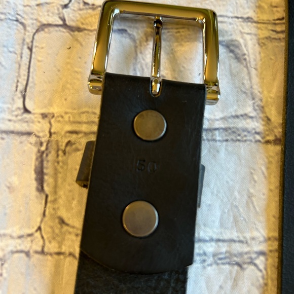 GENUINE FULL GRAIN BLACK LEATHER CHANGEABLE BUCKLE MENS CHUNKY BELT SIZE 50 - Picture 2 of 10